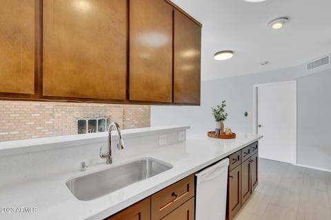 2525 E Riviera Dr, Tempe, AZ 85282 photo 8