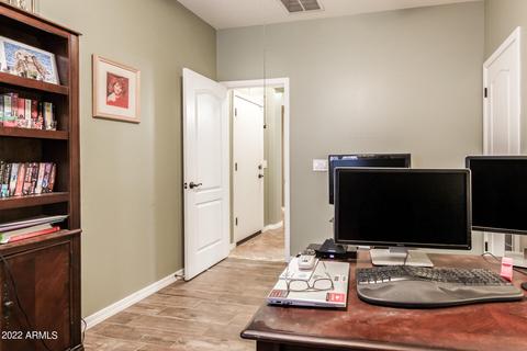 513 E Mineral Rd, Phoenix, AZ 85042 photo 12