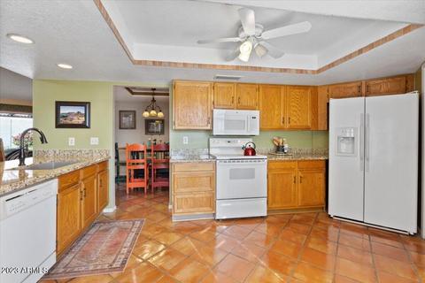 3848 E Tano St, Phoenix, AZ 85044 photo 9