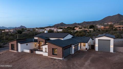 8254 E Regina Cir, Mesa, AZ 85207 photo 2