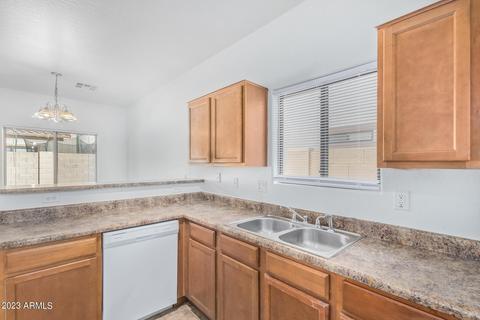 2182 E Greenlee Ave, Apache Junction, AZ 85119 photo 6