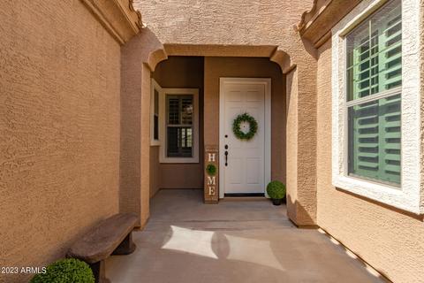 668 E Raven Way, Gilbert, AZ 85297 photo 3