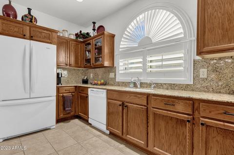 4024 E Narrowleaf Dr, Gilbert, AZ 85298 photo 11