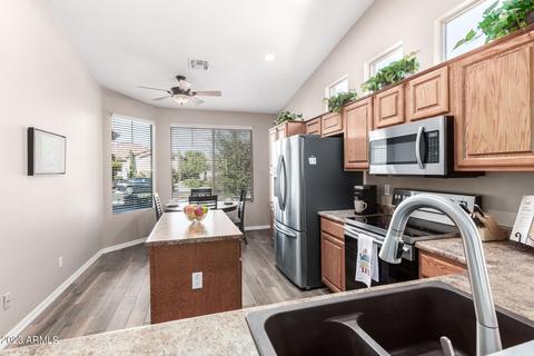4693 E Nightingale Ln, Gilbert, AZ 85298 photo 6