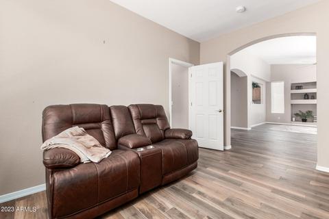 4693 E Nightingale Ln, Gilbert, AZ 85298 photo 11
