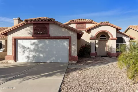 7826 W Boca Raton Rd, Peoria, AZ 85381