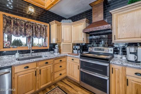 2246 Bear Claw Dr, Overgaard, AZ 85933 photo 22