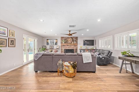 301 E Griswold Rd, Phoenix, AZ 85020 photo 9