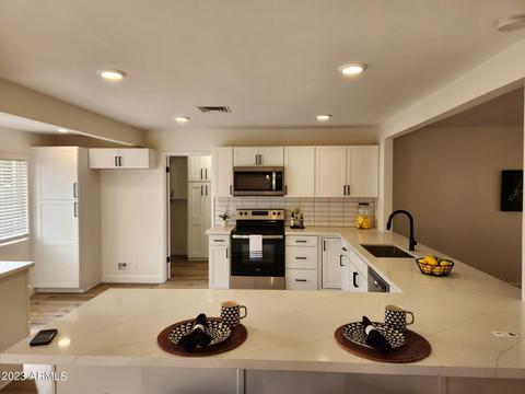2831 E Contessa St, Mesa, AZ 85213 photo 3