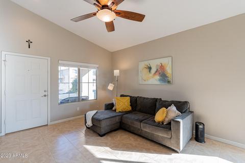 4045 W Hackamore Dr, Phoenix, AZ 85083 photo 3