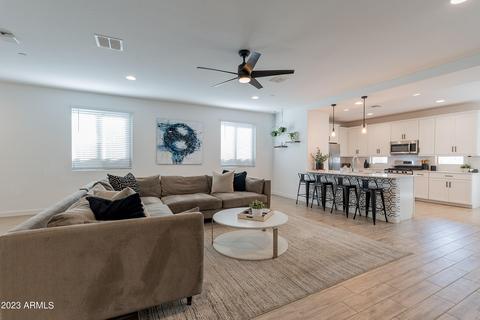 9635 E Thunderbolt Ave, Mesa, AZ 85212 photo 1