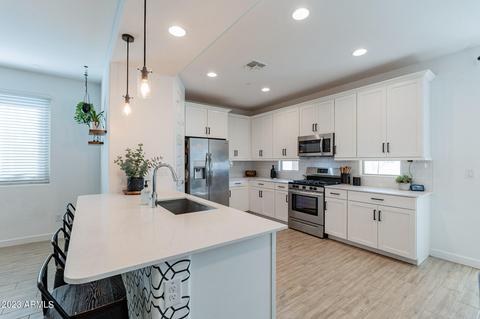 9635 E Thunderbolt Ave, Mesa, AZ 85212 photo 5