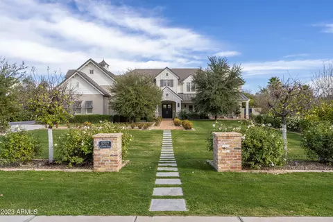 1717 N Lemon St, Mesa, AZ 85205