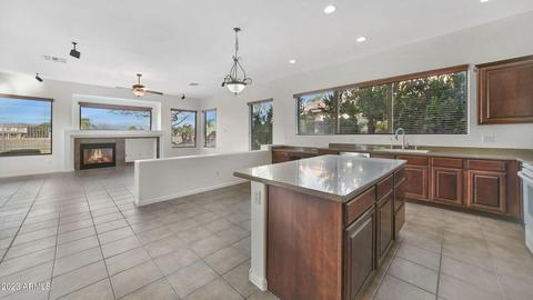 6694 S Crestview Dr, Gilbert, AZ 85298 photo 4