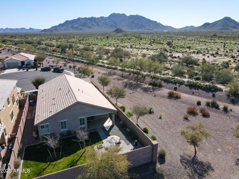 7974 S Peppertree Ct, Gilbert, AZ 85298