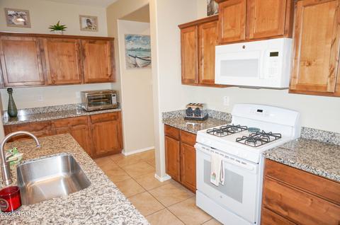 7974 S Peppertree Ct, Gilbert, AZ 85298 photo 22