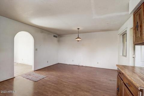 2516 E Victory Dr, Tempe, AZ 85288 photo 5