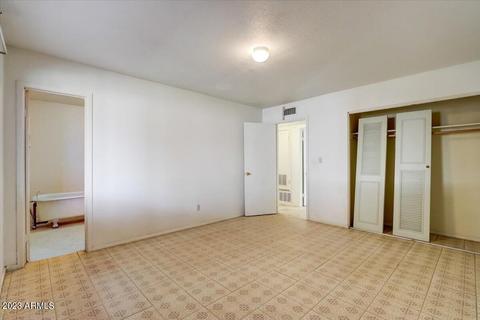 2516 E Victory Dr, Tempe, AZ 85288 photo 9