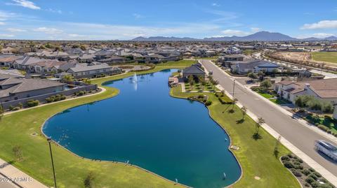 2751 E Sandy Way, Gilbert, AZ 85297 photo 92