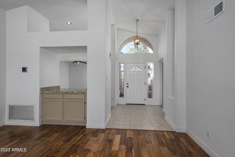1740 E Waltann Ln, Phoenix, AZ 85022 photo 4