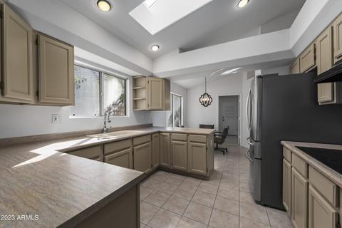 1740 E Waltann Ln, Phoenix, AZ 85022 photo 14