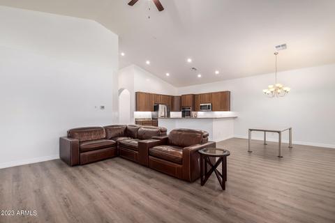 852 E Rawhide Ct, Gilbert, AZ 85296 photo 13