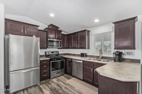 1452 W 4th Ave, Apache Junction, AZ 85120 photo 3