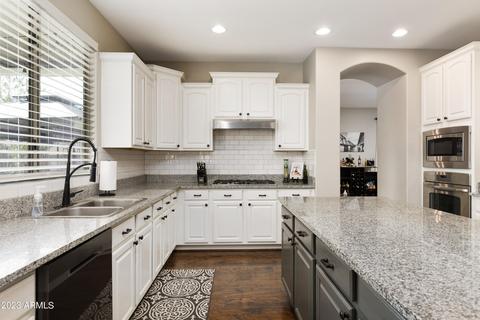 2577 E Donato Dr, Gilbert, AZ 85298 photo 6