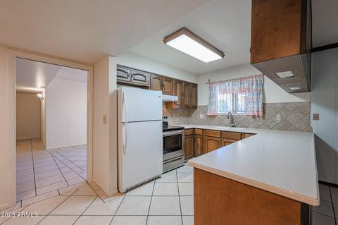320 W Thunderbird Rd, Phoenix, AZ 85023 photo 14