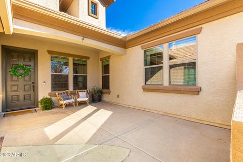 576 E Beauchamp Dr, Gilbert, AZ 85297 photo 4