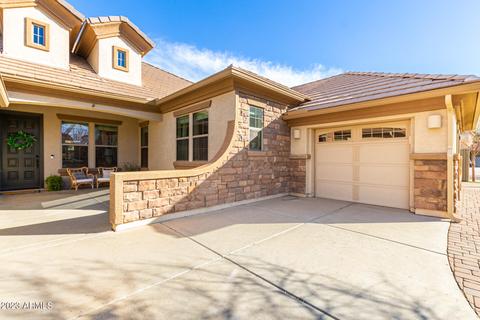 576 E Beauchamp Dr, Gilbert, AZ 85297 photo 3