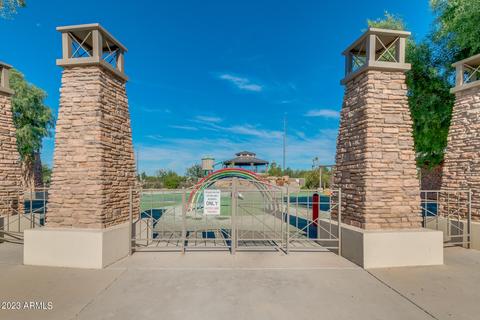 576 E Beauchamp Dr, Gilbert, AZ 85297 photo 46