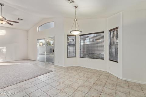 1093 E Bruce Ave, Gilbert, AZ 85234 photo 12