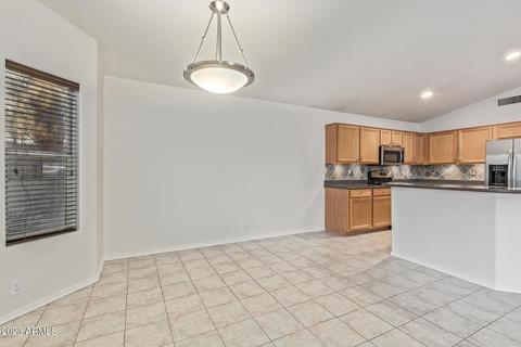 1093 E Bruce Ave, Gilbert, AZ 85234 photo 11