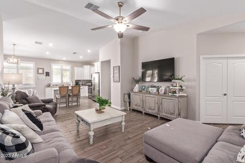 515 E Pasaro Dr, Phoenix, AZ 85085 photo 5