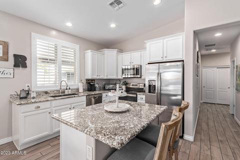 515 E Pasaro Dr, Phoenix, AZ 85085 photo 11
