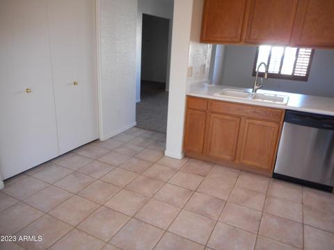 1325 W 18th Ave, Apache Junction, AZ 85120 photo 4