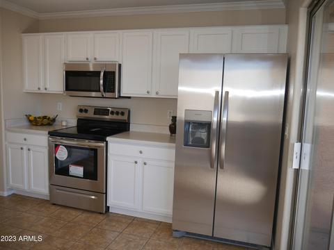 697 S Del Rio Ct, Apache Junction, AZ 85120 photo 2
