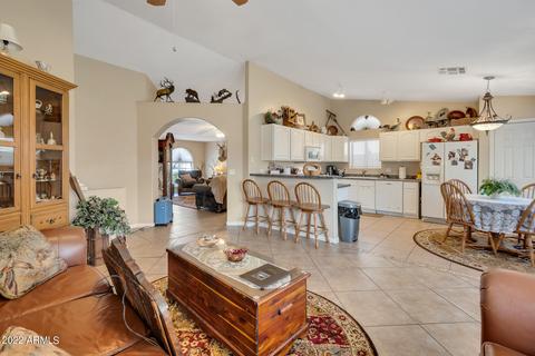 2325 E Sherri Dr, Gilbert, AZ 85296 photo 2