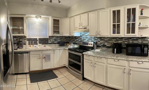 124 E Jacaranda St, Mesa, AZ 85201 photo 9