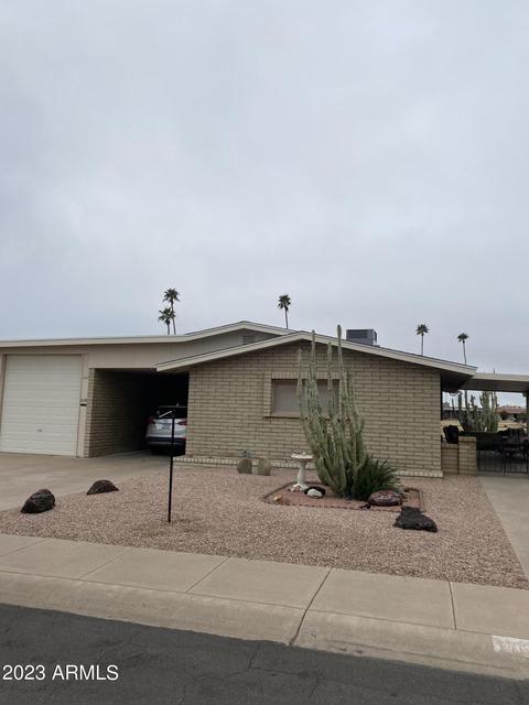 2136 N Middlecoff Dr, Mesa, AZ 85215 photo 1