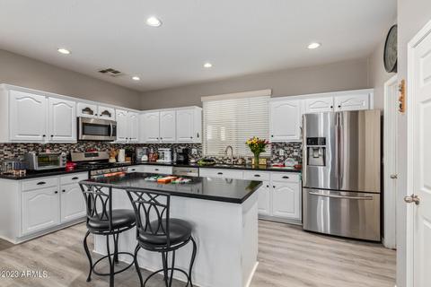 3093 S Southwind Dr, Gilbert, AZ 85295 photo 4