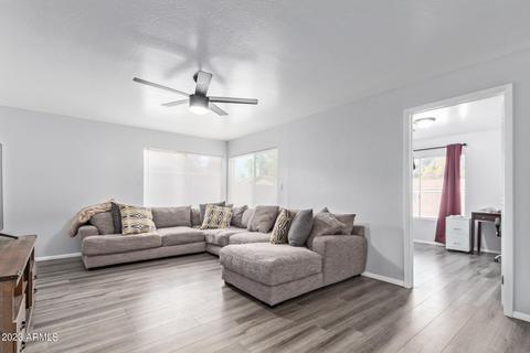 4216 W Hearn Rd, Phoenix, AZ 85053 photo 9