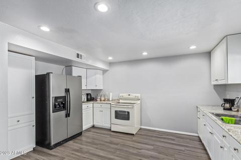 4216 W Hearn Rd, Phoenix, AZ 85053 photo 16