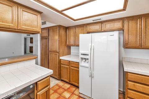 3330 E Siesta Ln, Phoenix, AZ 85050 photo 11