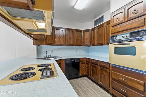 2401 E Meadowbrook Ave, Phoenix, AZ 85016 photo 4