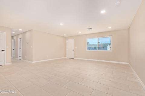 3032 N 40th Ave, Phoenix, AZ 85019 photo 7