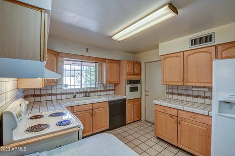 6128 E Billings St, Mesa, AZ 85205 photo 4