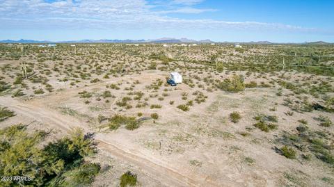 33352 W Indian School Rd #15, Tonopah, AZ 85354