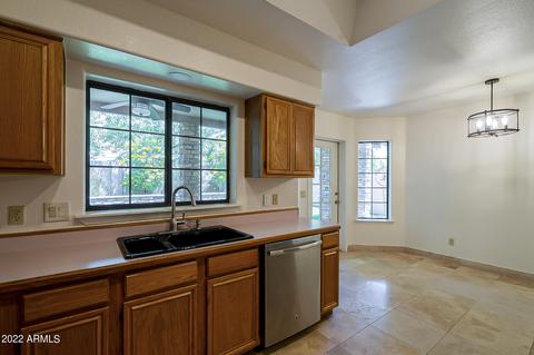 1206 E Villa Rita Dr, Phoenix, AZ 85022 photo 9